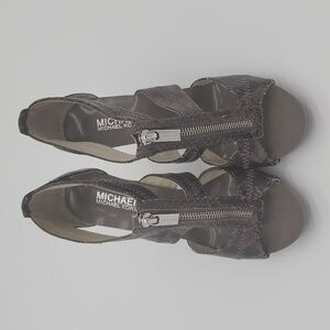 MICHAEL Michael Kors Conder Berkley Embossed Leather T Strap Heeled Sandals 7.5